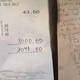 Illustration for article titled Waitress Gets $3,000 Tip, Joins Real-Life Pay It Forward Chain